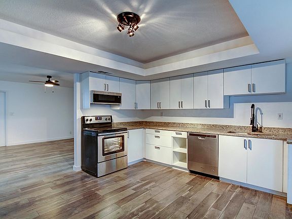 4th image of 1425 NE 56th St APT 2