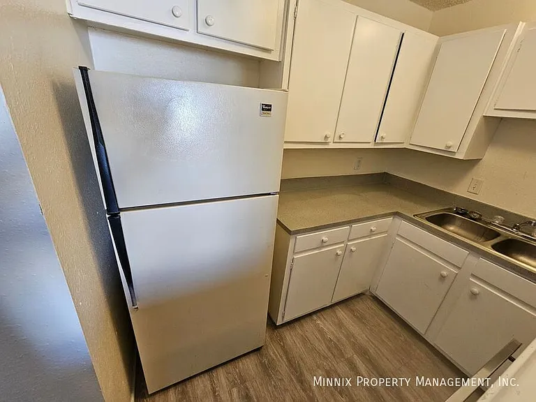 1600 Yonkers St #1 — Photo 5