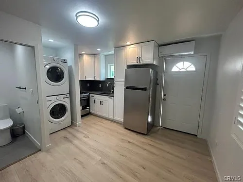 10132B Lurline Ave — Photo 7