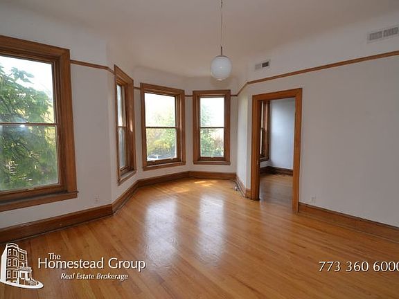3rd image of 1257 N Wolcott Ave #2