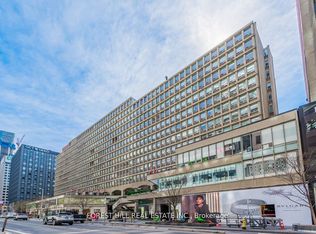 131 Bloor St W #512-C01, Toronto, ON M5S 1S3