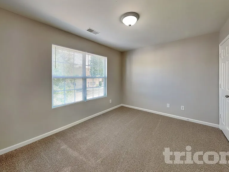 2316 Wexford Way — Photo 12