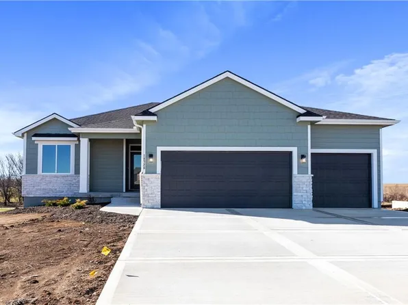 18728 Deer Run, Spring Hill, KS 66083