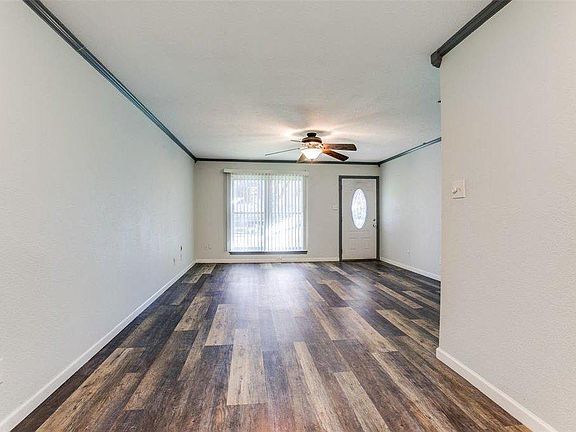4th image of 5628 Marina Dr #27