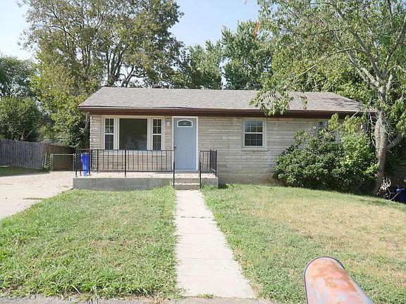 2nd image of 2321 Nancy Ln