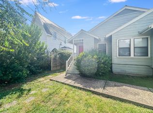 1004 Charlotte St #A, Austin, TX 78703