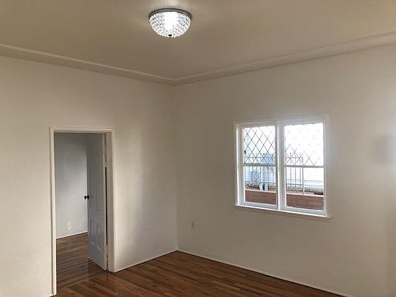 4th image of 1-2449 G St #1
