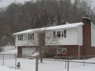 381 Gap View Dr, Charleston, WV