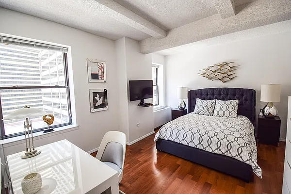 Rented by Global Realty Opportunities | media 14