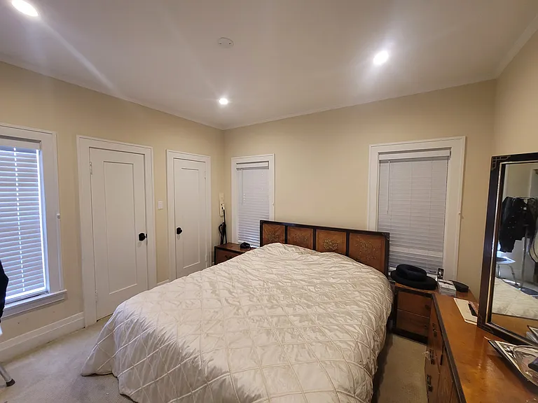 10736 Ashton Ave — Photo 8
