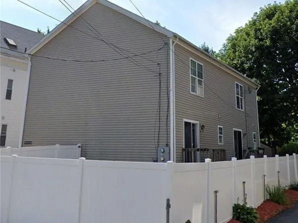 160 Jewett St, Providence, RI 02908