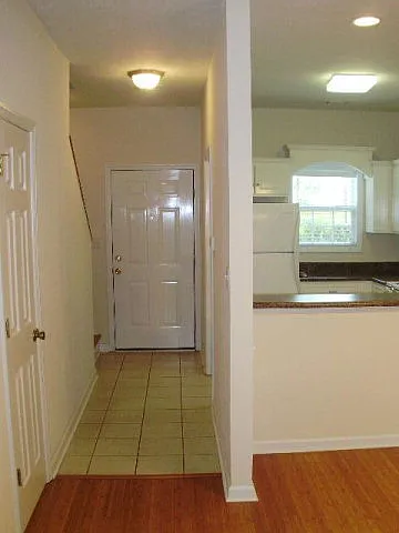 Nice Townhouse in a great location... — Photo 2
