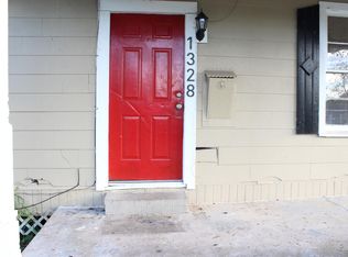 1328 W 9th St, Freeport, TX 77541