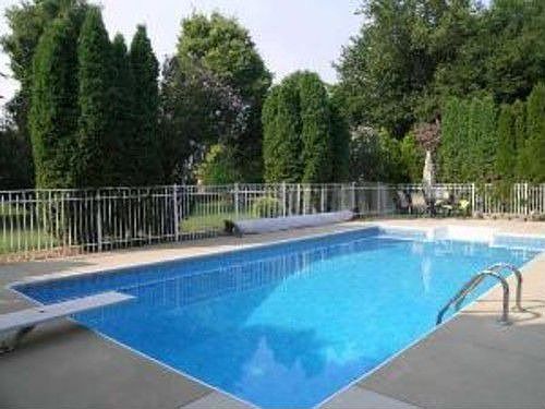 1st image of 6327 Twonotch Ct