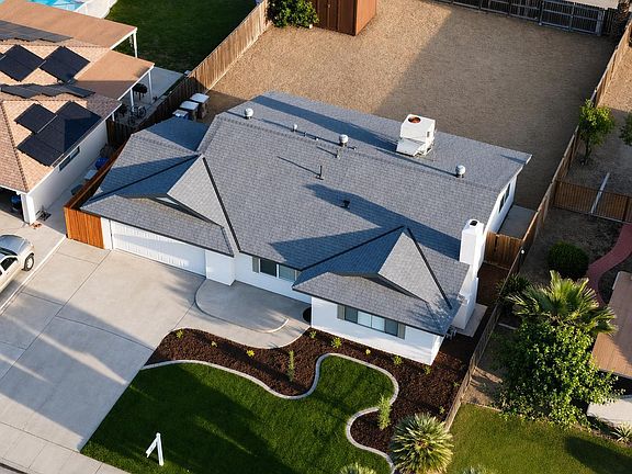 2nd image of 5409 Peppertree Ln