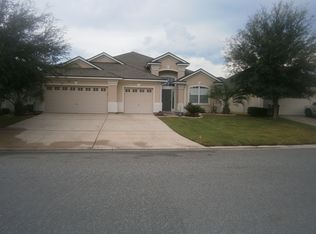 517 Wakemont Dr, Orange Park, FL 32065