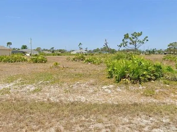 26 Dock Dr #67, Placida, FL 33946