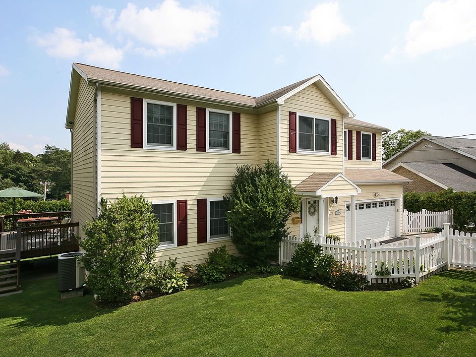 429_new_rochelle_road_MLS_HID931213_ROOMMainExterior