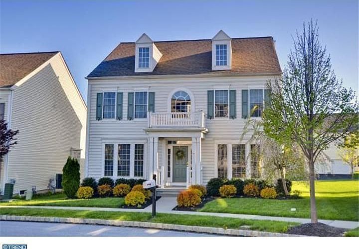 1st image of 211 Oliver Dr