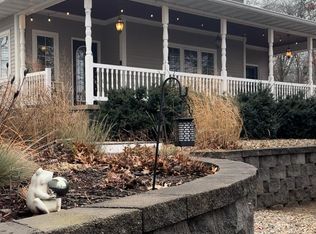 4615 Gilbertville Rd, Waterloo, IA 50701