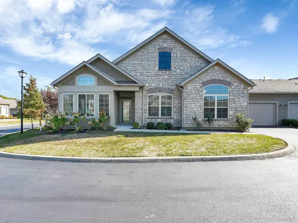 415 Stoneshire Loop, Pataskala, OH 43062