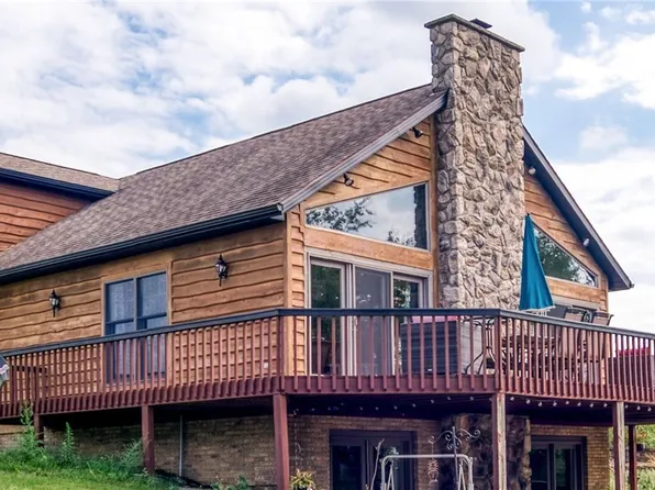 804 Olde Orchard Dr NE, Bolivar, OH 44612