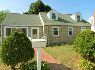 79 Packard Ave, Hull, MA 02045