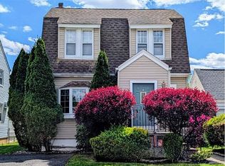 121 Highland Pl, Ridgefield Park, NJ 07660