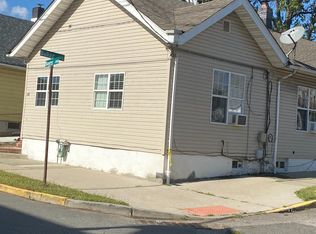 552 Sayre Ave, Perth Amboy, NJ 08861