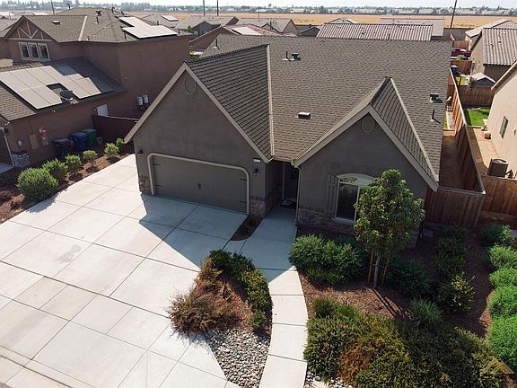 2nd image of 9125 Woodbrook Dr
