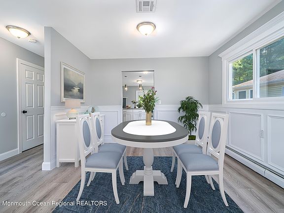 4th image of 57 Barbados Drive S