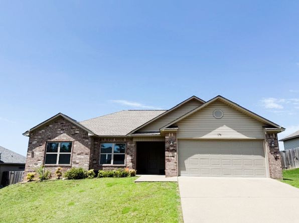 176 Cambridge Dr