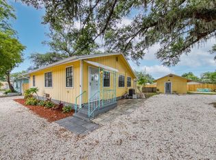 1210 Sunset Point Rd, Clearwater, FL 33755