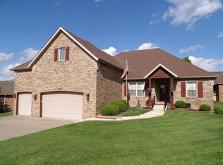 3884 N Sheedy Ave, Springfield, MO 65803