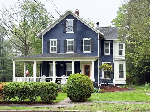 62 Spruce Street, Fairfield, CT 06890