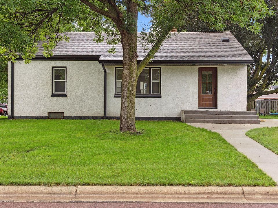 820 2nd Ave SE, Sleepy Eye, MN 56085 Zillow