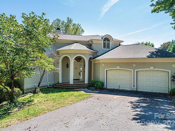 3rd image of 255 Charlotte Ann Ln