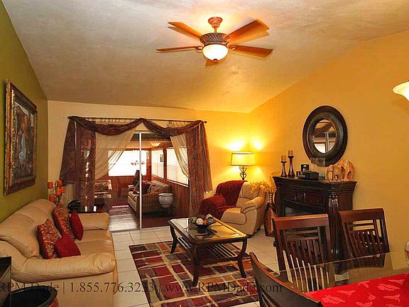 4th image of 12118 SW 110th Street Cir N