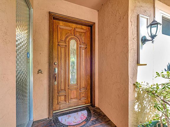 2nd image of 6498 Hidden Creek Dr