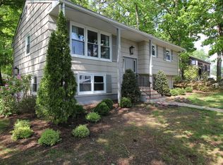 5 Marvin Ct, Neptune, NJ 07753
