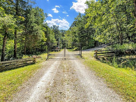 3rd image of 1896 Big Valley Dr
