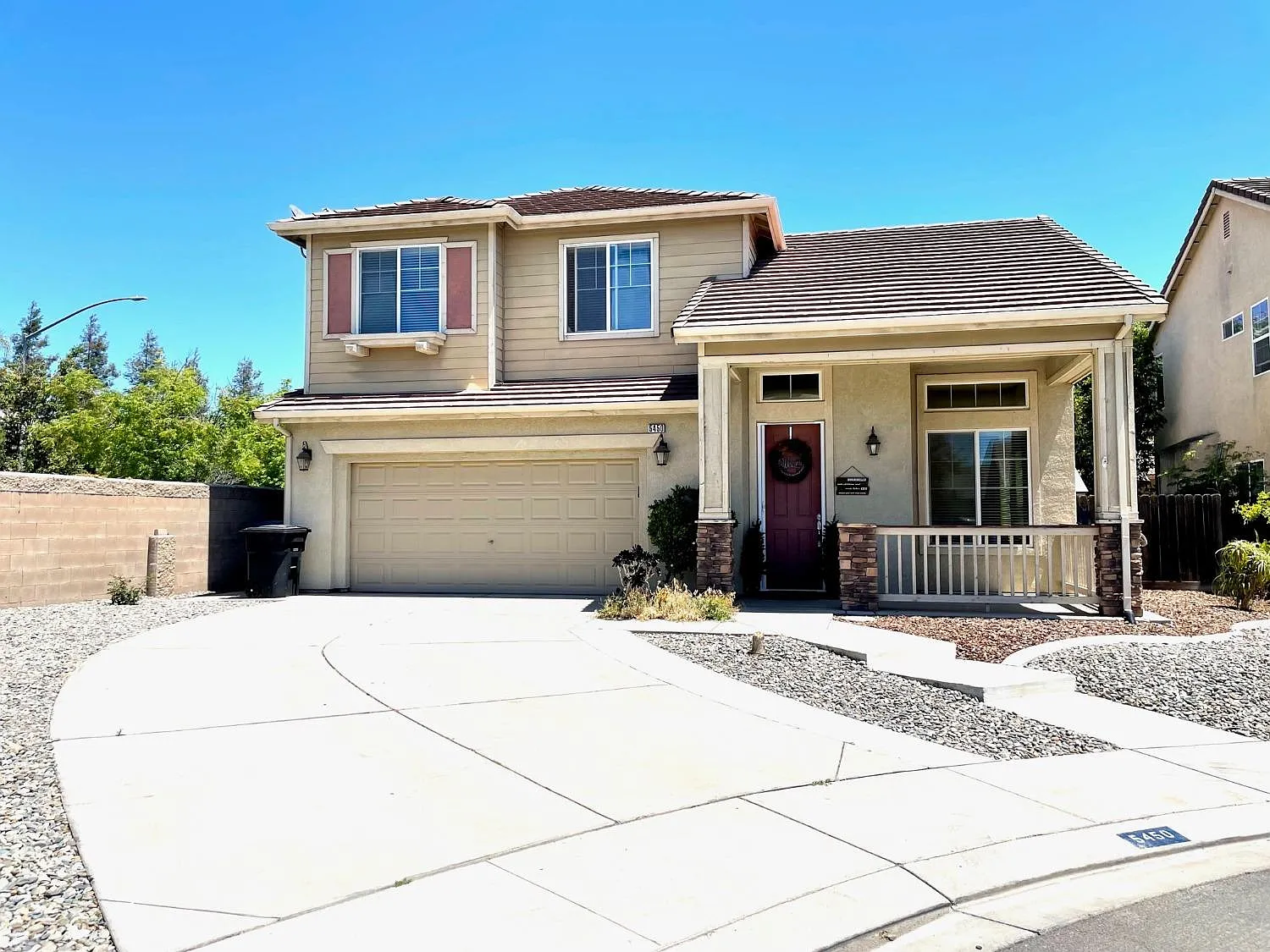 5450 Silvervale Ct photo 1