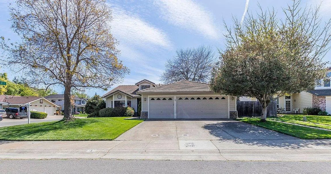 1 Velarde Ct photo 1