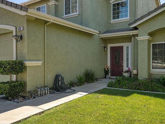 2nd image of 3732 Townshend Cir