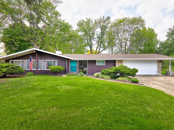 1509 Lewis Ave, Des Moines, IA 50315