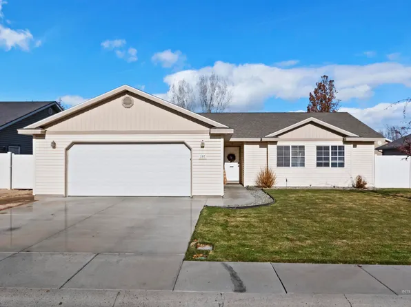 297 Bellevue Ct, Twin Falls, ID 83301