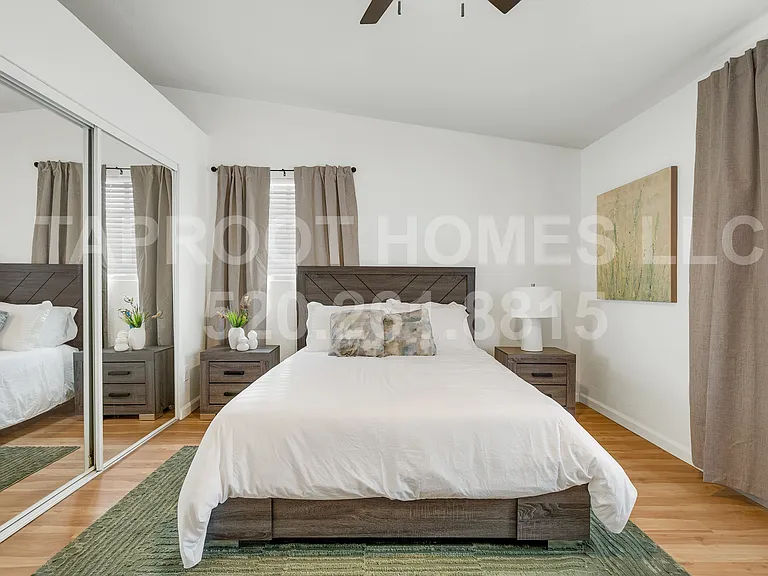 730 E Lester St #1 — Photo 14