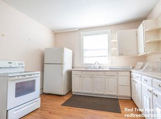50 Stearns Rd #1A, Brookline, MA 02446