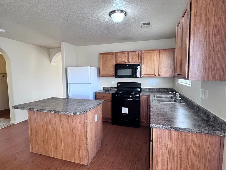 760 Deerbrush Ct SW — Photo 9