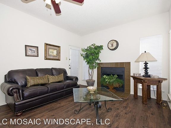 3rd image of 3109 Parham Dr APT 143